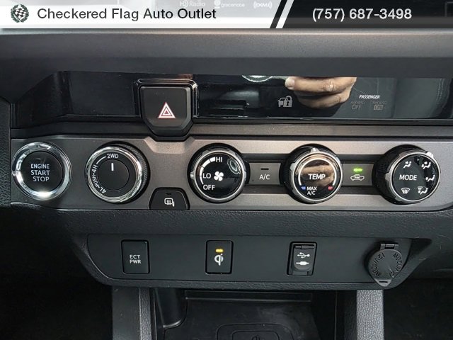 Used 2016 Toyota Tacoma TRD Off-Road w/ Towing Package image 18