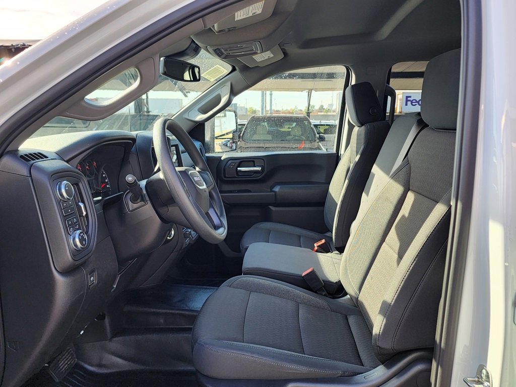 New 2026 GMC Sierra 2500 Pro w/ Convenience Package image 18