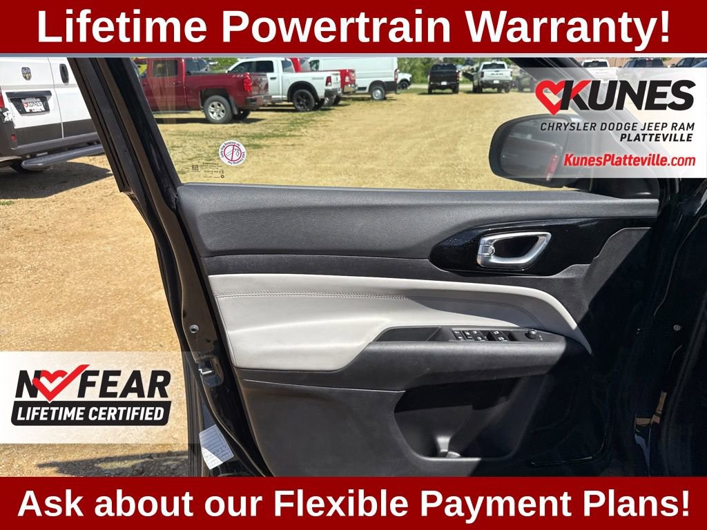 Used 2026 Jeep Compass Limited AWD/4WD image 8