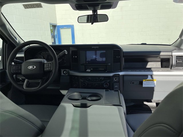 New 2026 Ford F550 4x4 Supercab Super Duty image 29
