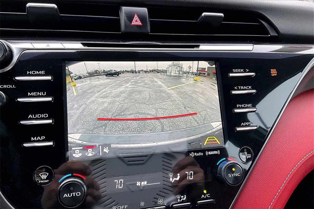 Used 2019 Toyota Camry XSE image 16