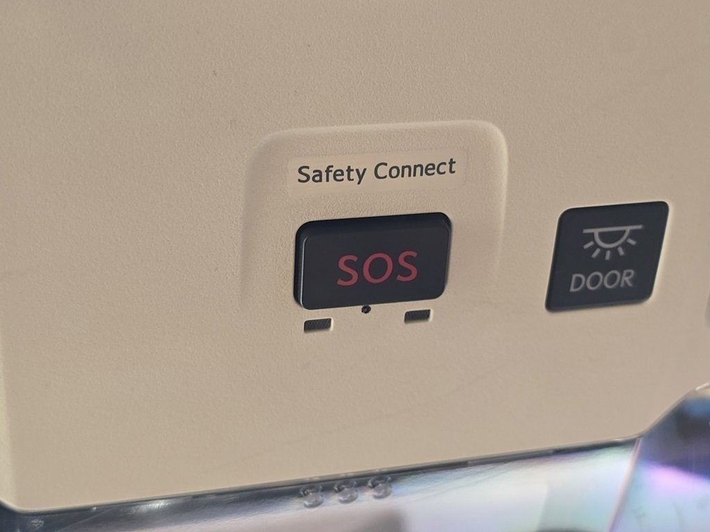 Used 2016 Lexus ES 350 w/ Ultra Luxury Package image 13