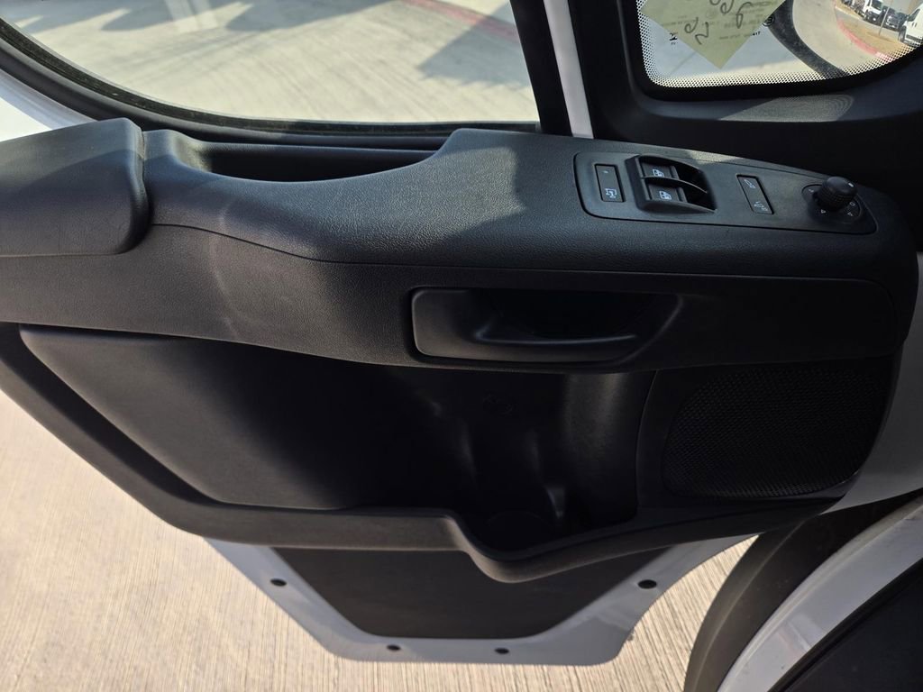 New 2025 RAM ProMaster 3500 w/ Roll-Up Rear Door Package image 18
