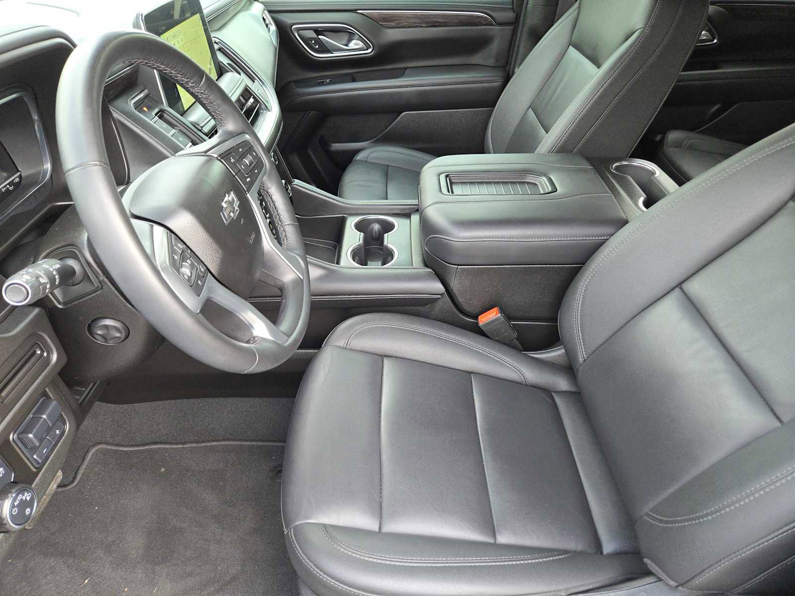 Certified 2024 Chevrolet Tahoe Z71 w/ Luxury Package AWD/4WD image 12