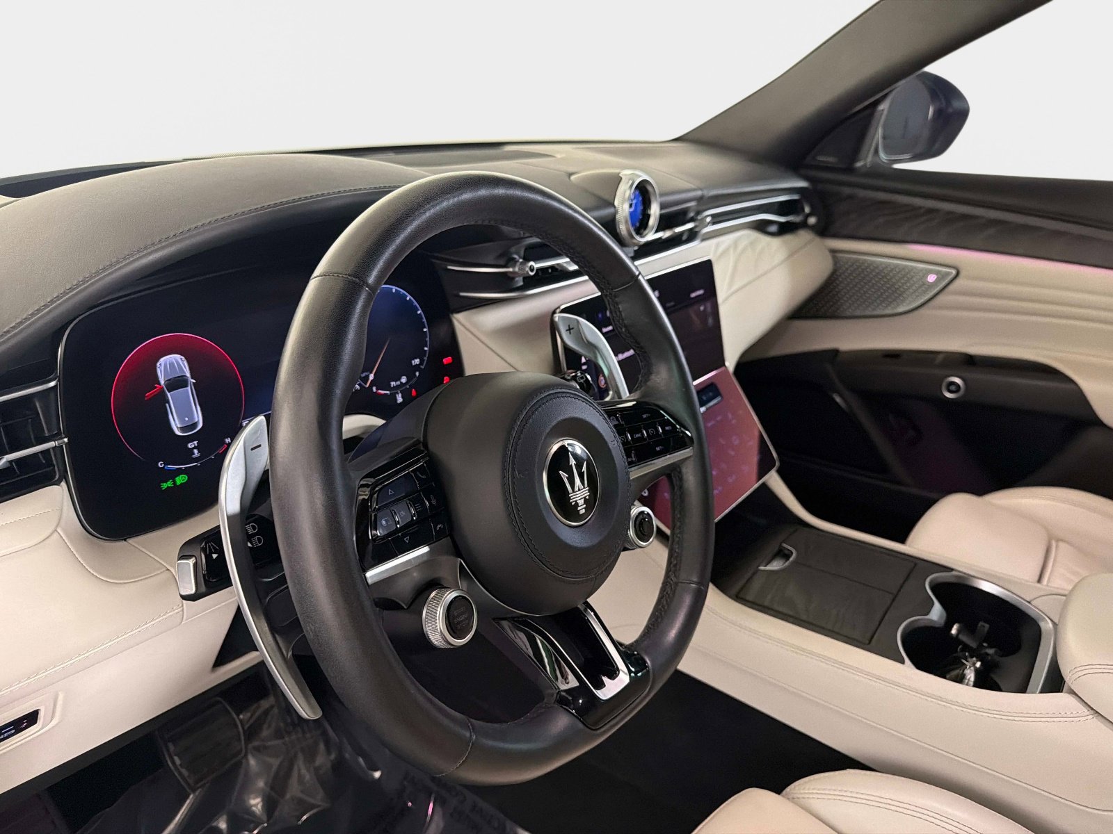 Used 2023 Maserati Grecale Modena AWD/4WD image 42
