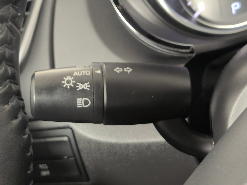 Used 2020 MAZDA CX-9 Touring FWD image 37