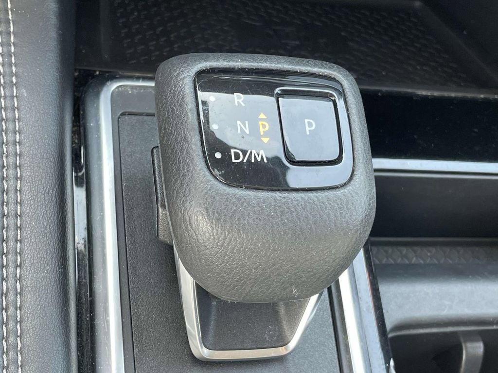 Used 2023 Nissan Pathfinder Platinum w/ Cargo Package image 31