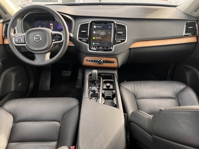Used 2024 Volvo XC90 B5 Plus image 11