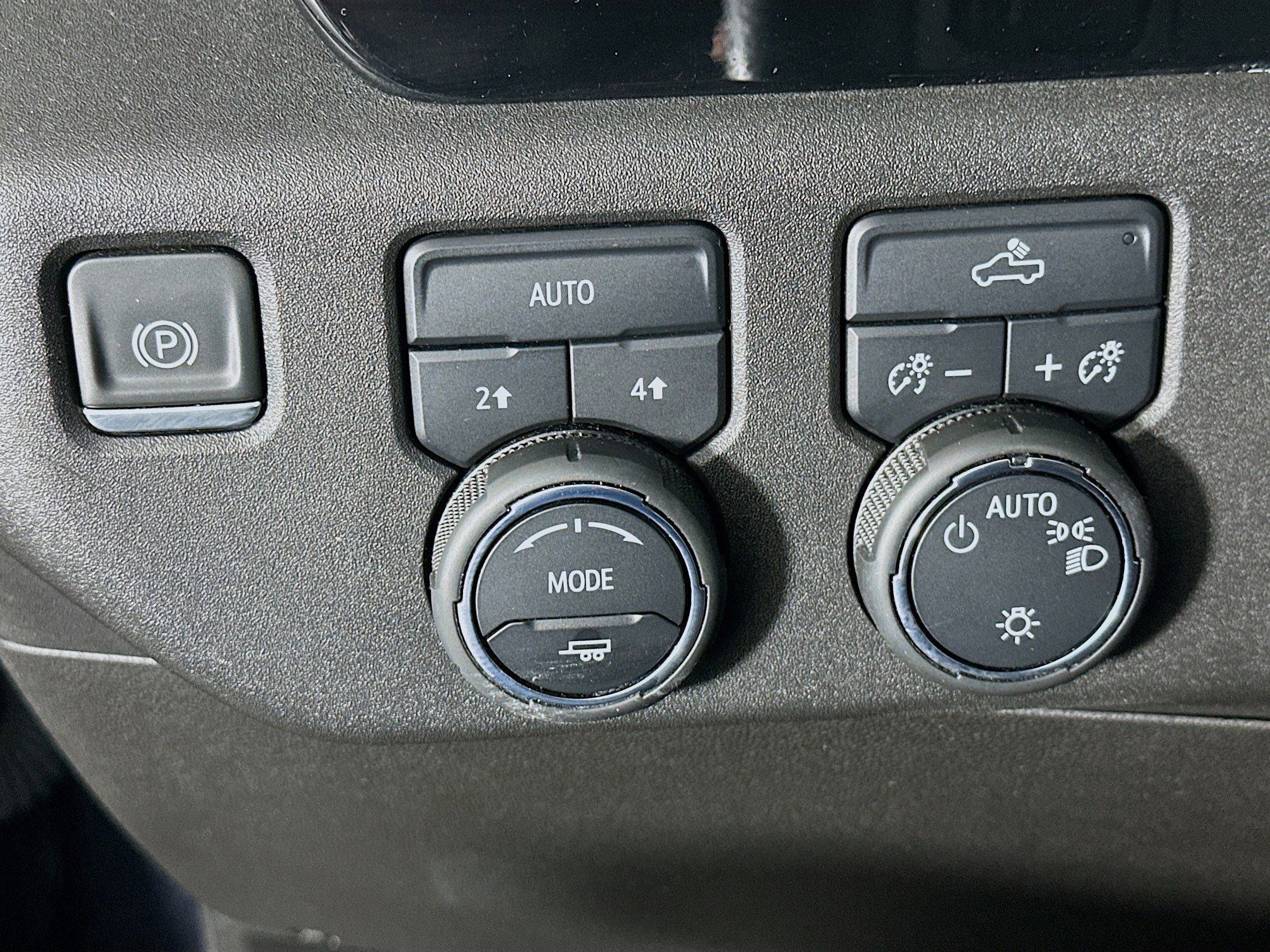 Used 2022 Chevrolet Silverado 1500 LT image 16