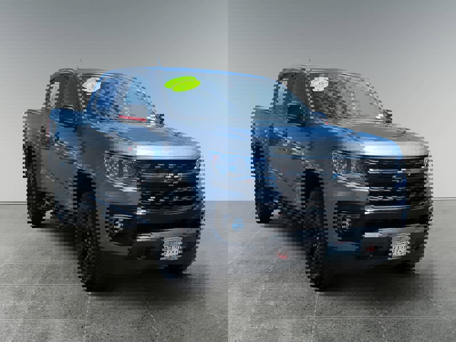 Used 2022 Chevrolet Colorado LT w/ Redline Special Edition image 7