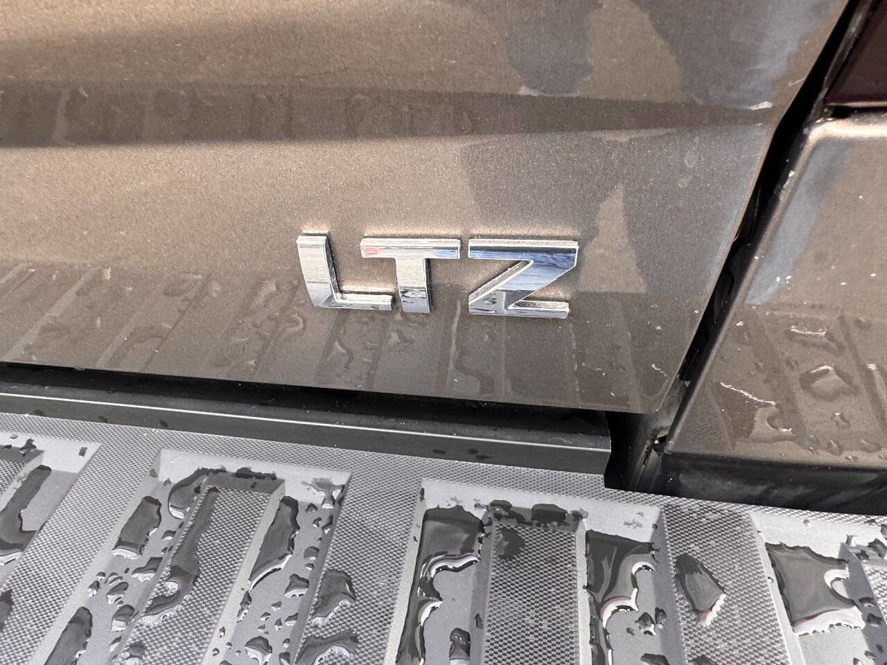 Used 2014 Chevrolet Silverado 1500 LTZ image 15