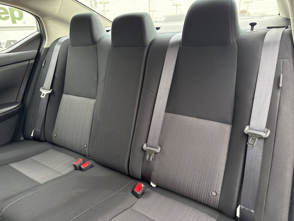 Used 2024 Nissan Sentra SV image 18
