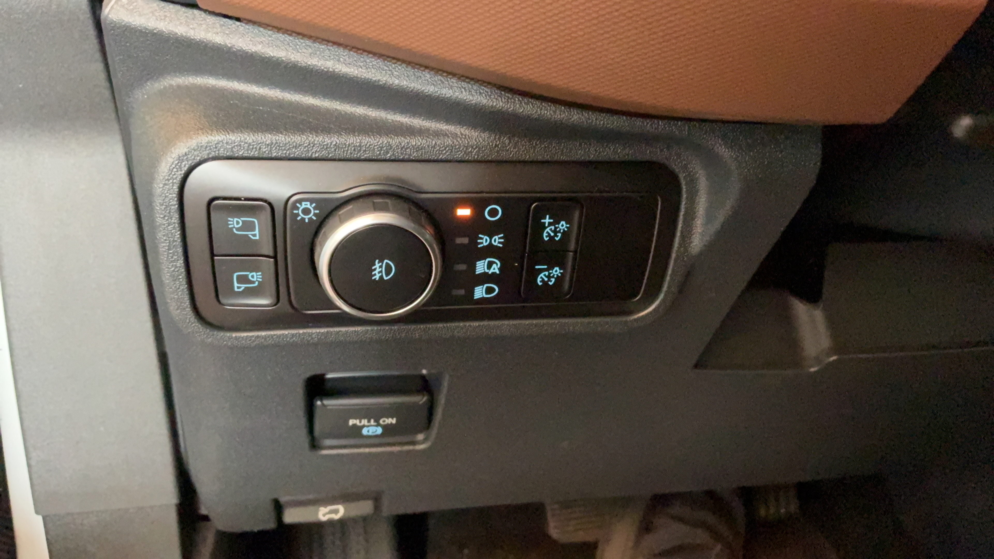 Used 2024 Ford Bronco Outer Banks AWD/4WD image 18