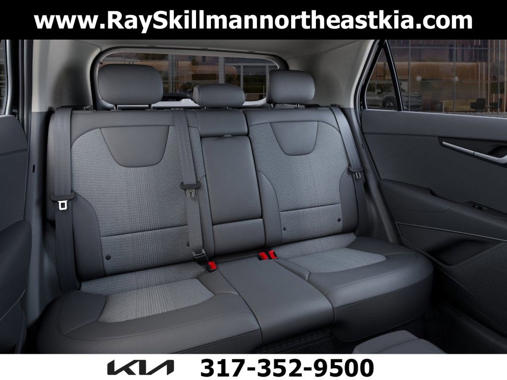 New 2025 Kia Niro EX Touring image 16