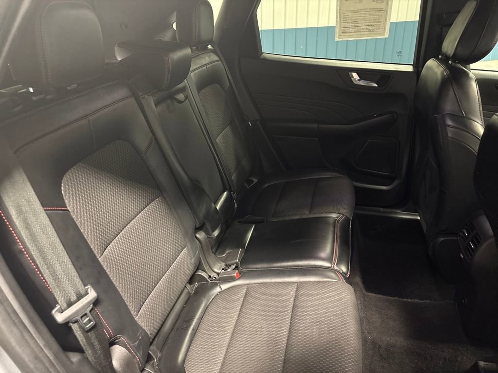 Used 2023 Ford Escape ST-Line image 35