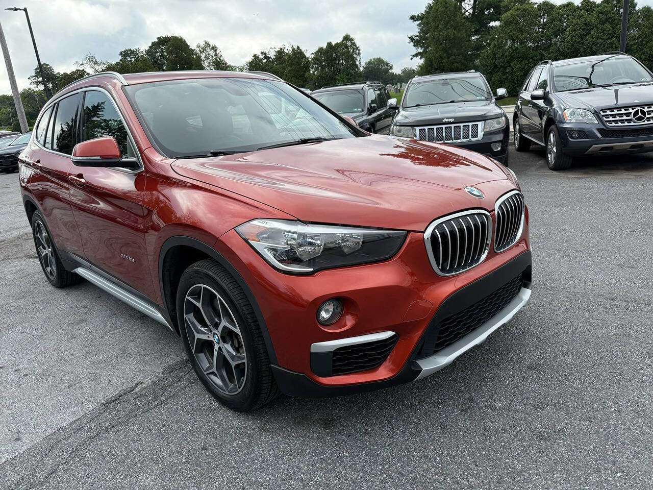 Used 2018 BMW X1 xDrive28i image 3