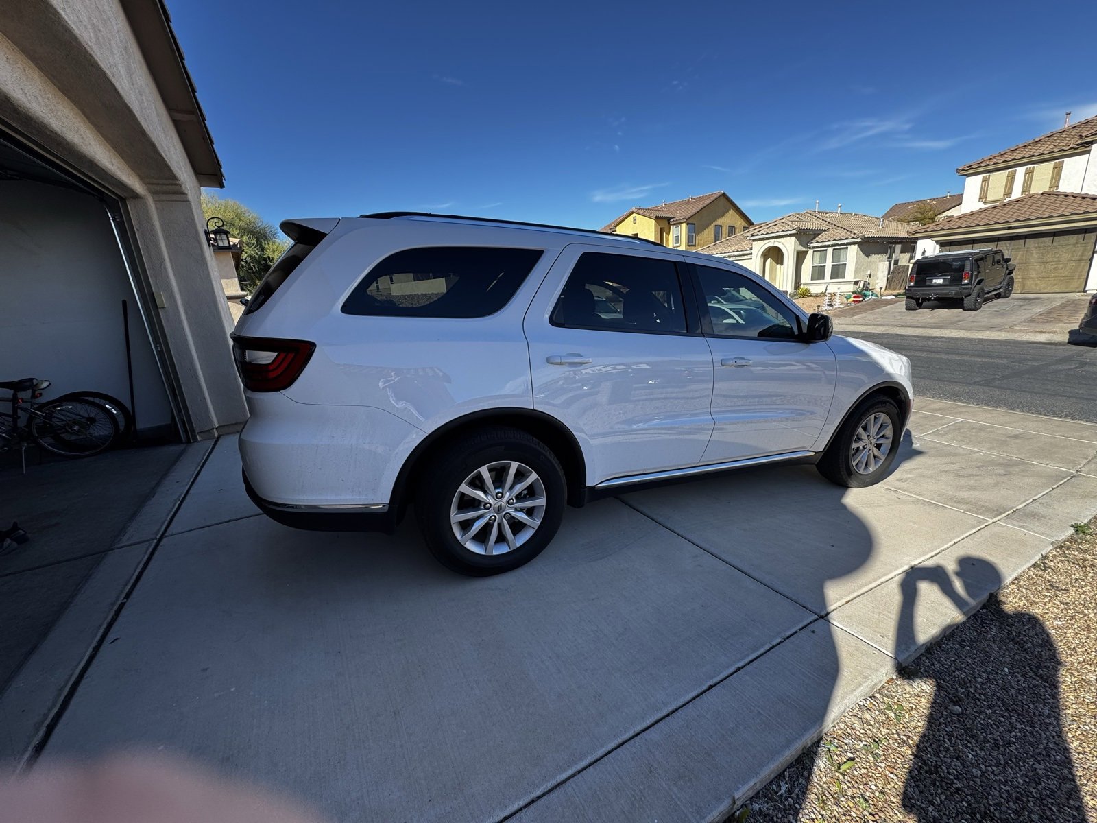 Used 2023 Dodge Durango SXT Launch Edition image 2