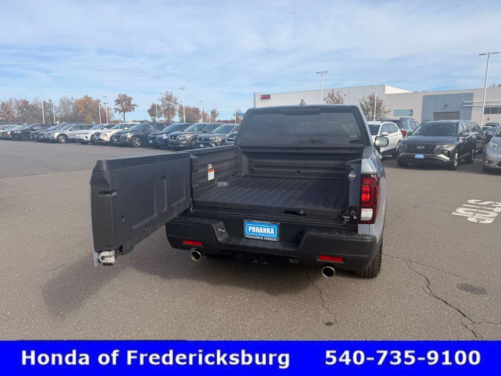 Certified 2025 Honda Ridgeline Sport image 13