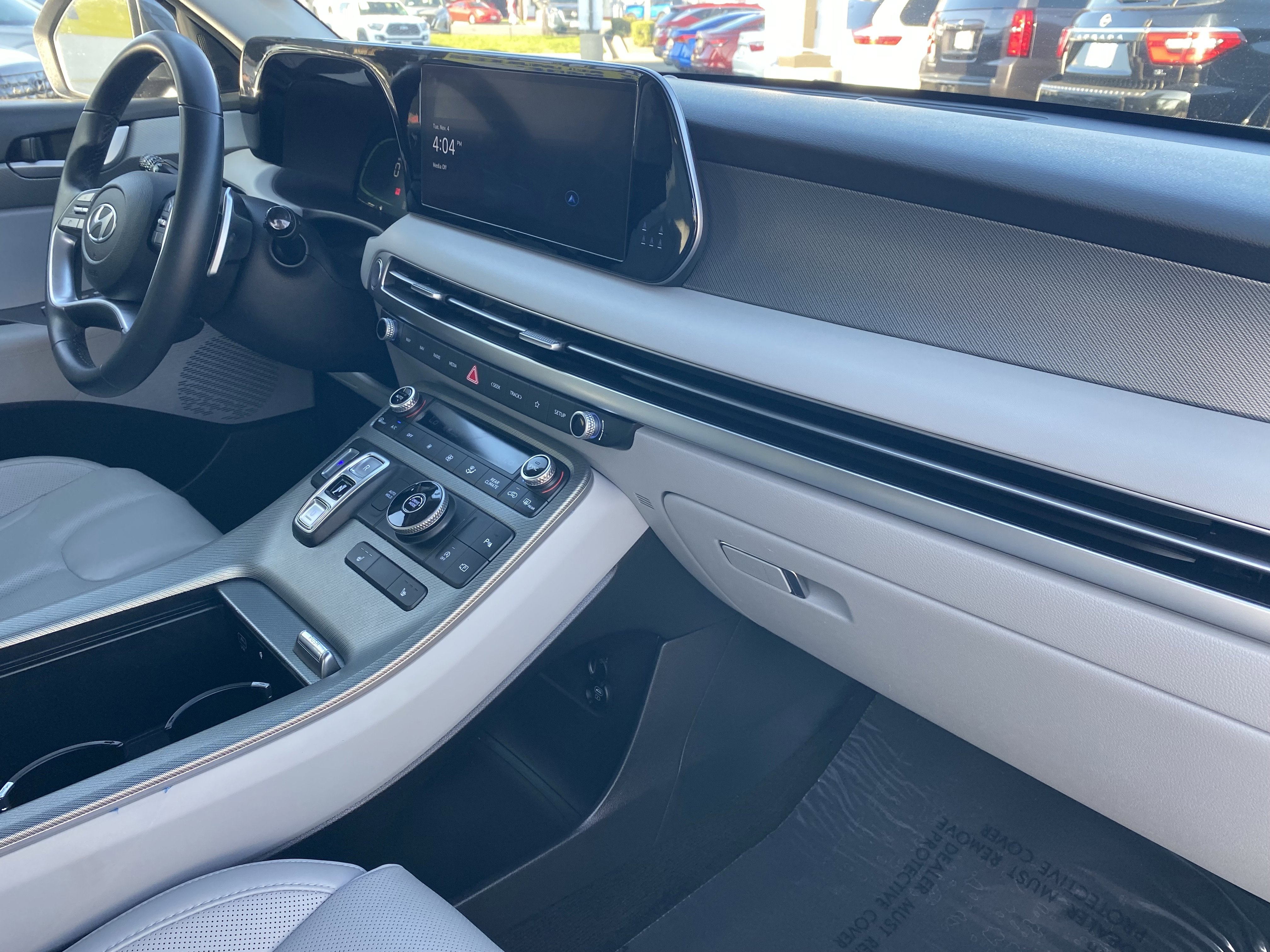 Used 2024 Hyundai Palisade SEL image 12