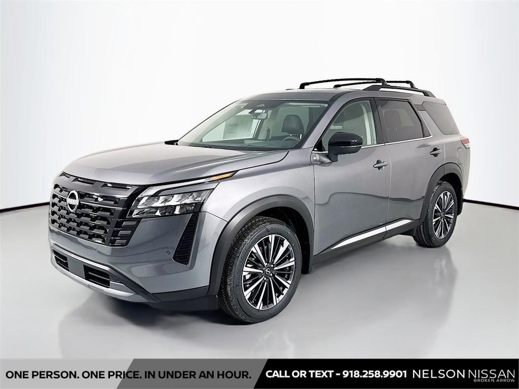 New 2026 Nissan Pathfinder Platinum image 1