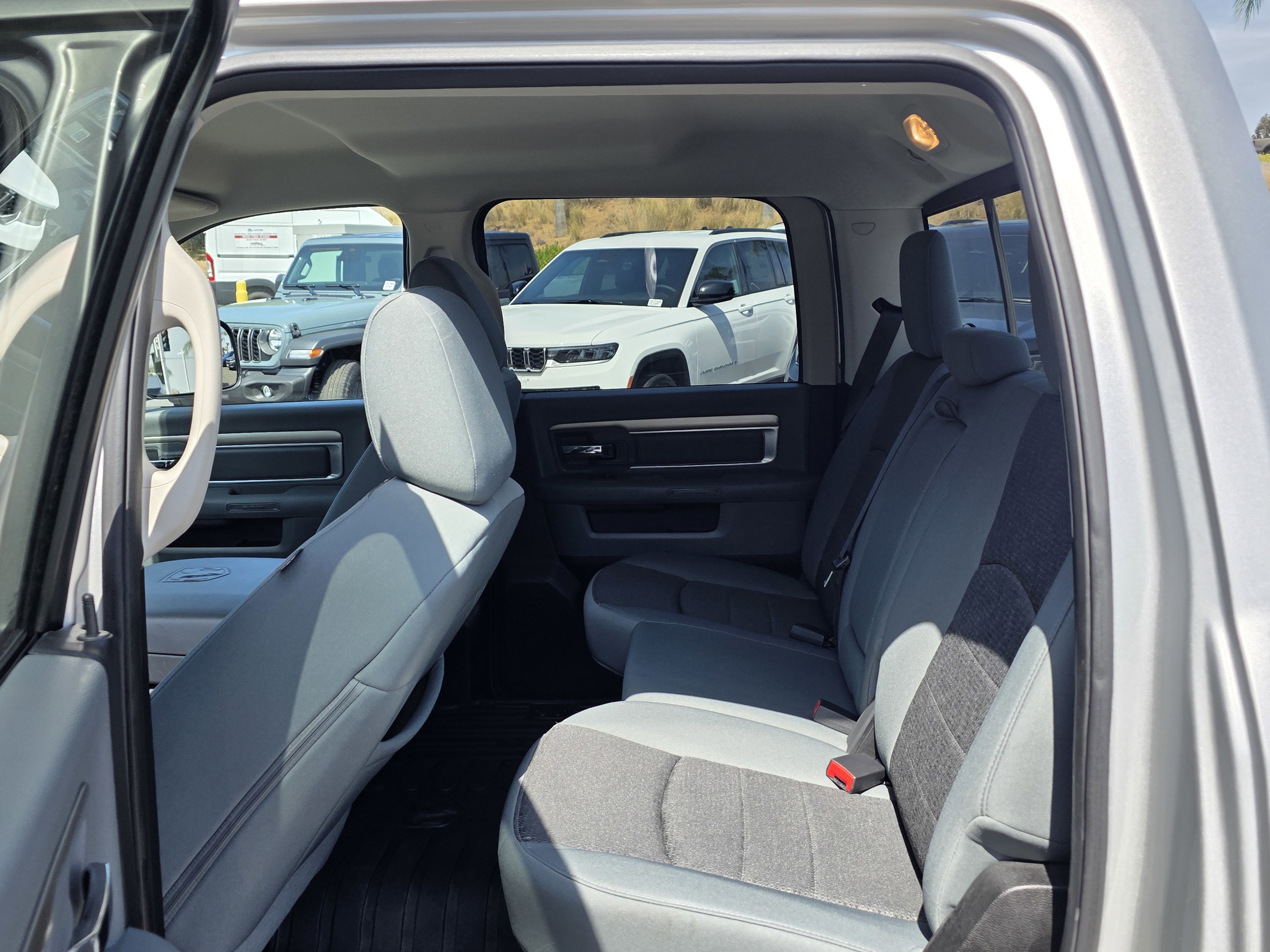 Used 2013 RAM 2500 Big Horn RWD image 15