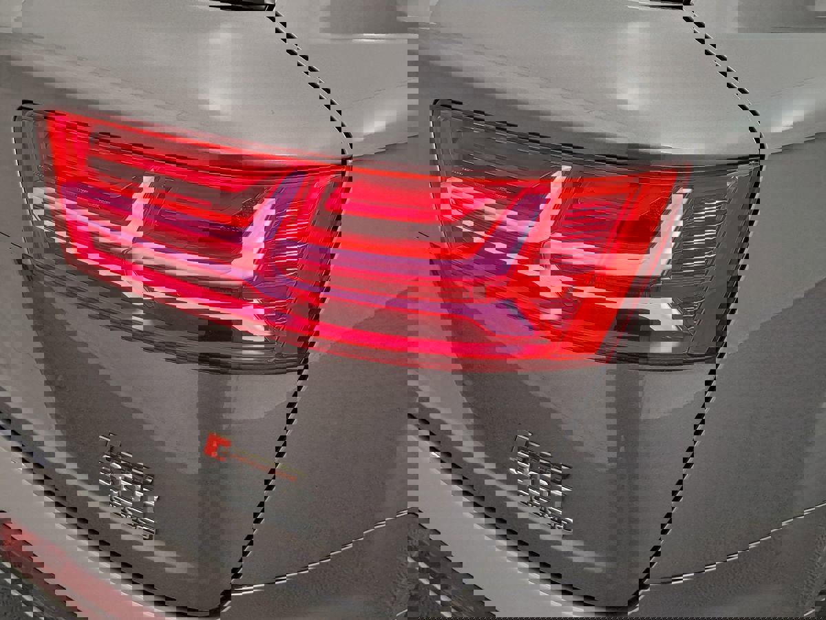 Used 2017 Audi Q7 3.0T Premium w/ Towing Package image 5