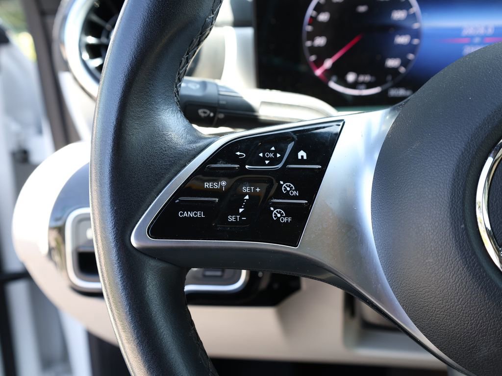 Used 2025 Mercedes-Benz CLA 250 image 34