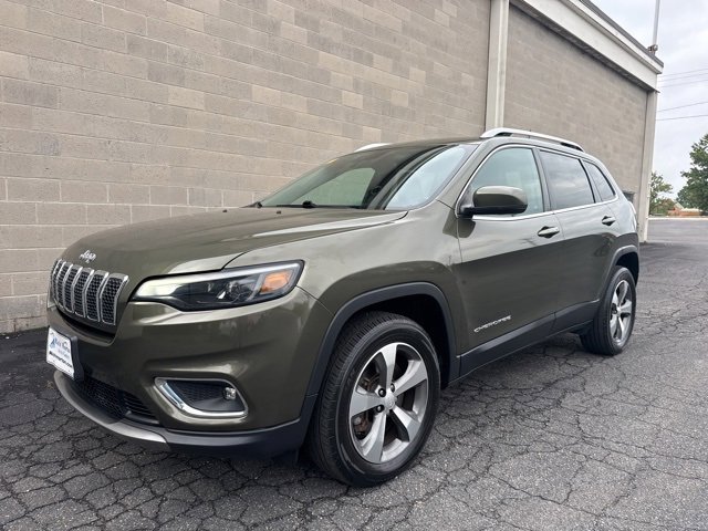 Used 2019 Jeep Cherokee Limited image 9