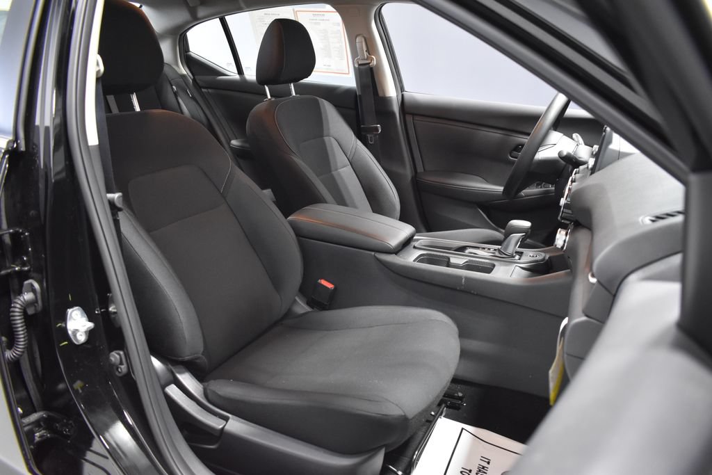 Certified 2025 Nissan Sentra S FWD image 14