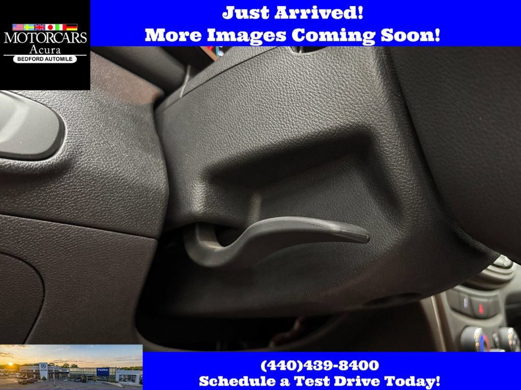 Used 2017 Chevrolet Trax LT w/ Sun & Sound Package FWD image 28