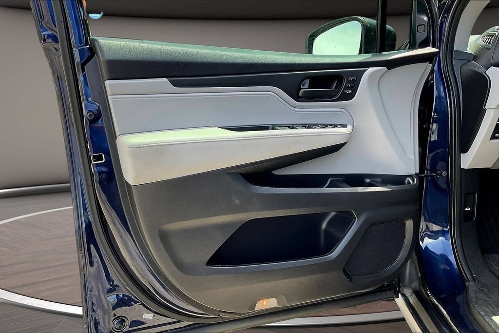 Used 2021 Honda Odyssey EX-L image 24