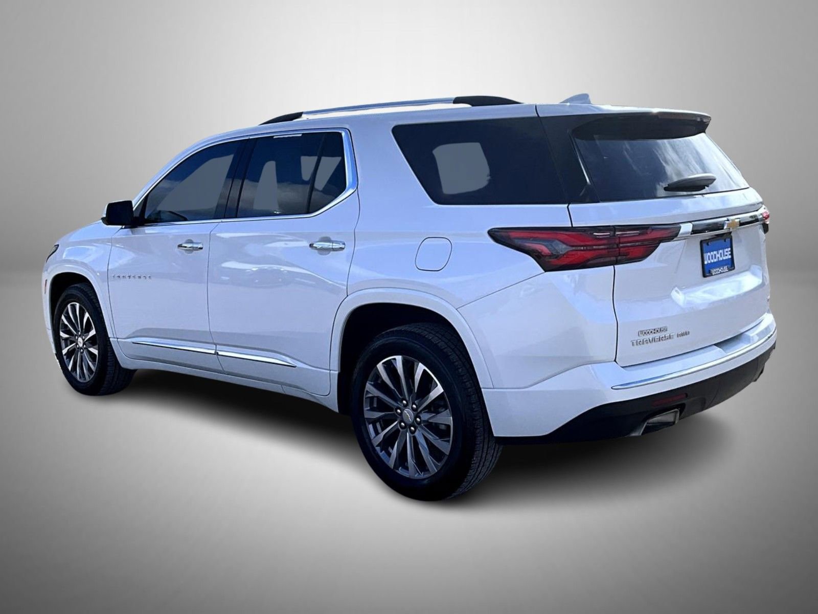 Used 2023 Chevrolet Traverse Premier AWD/4WD image 7