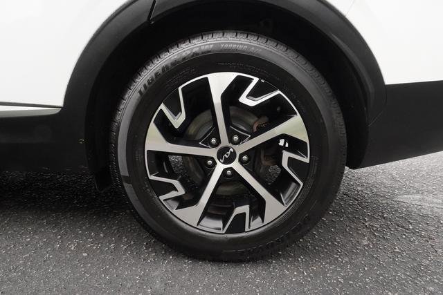 Used 2023 Kia Sportage EX image 43