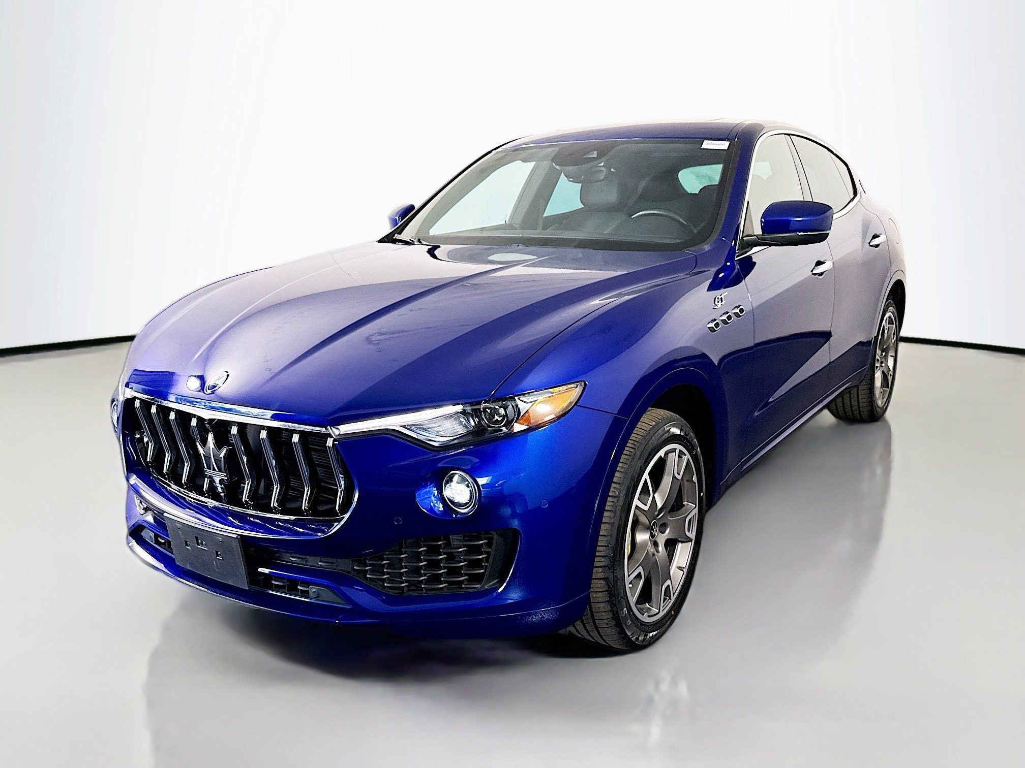 Used 2023 Maserati Levante GT AWD/4WD image 4