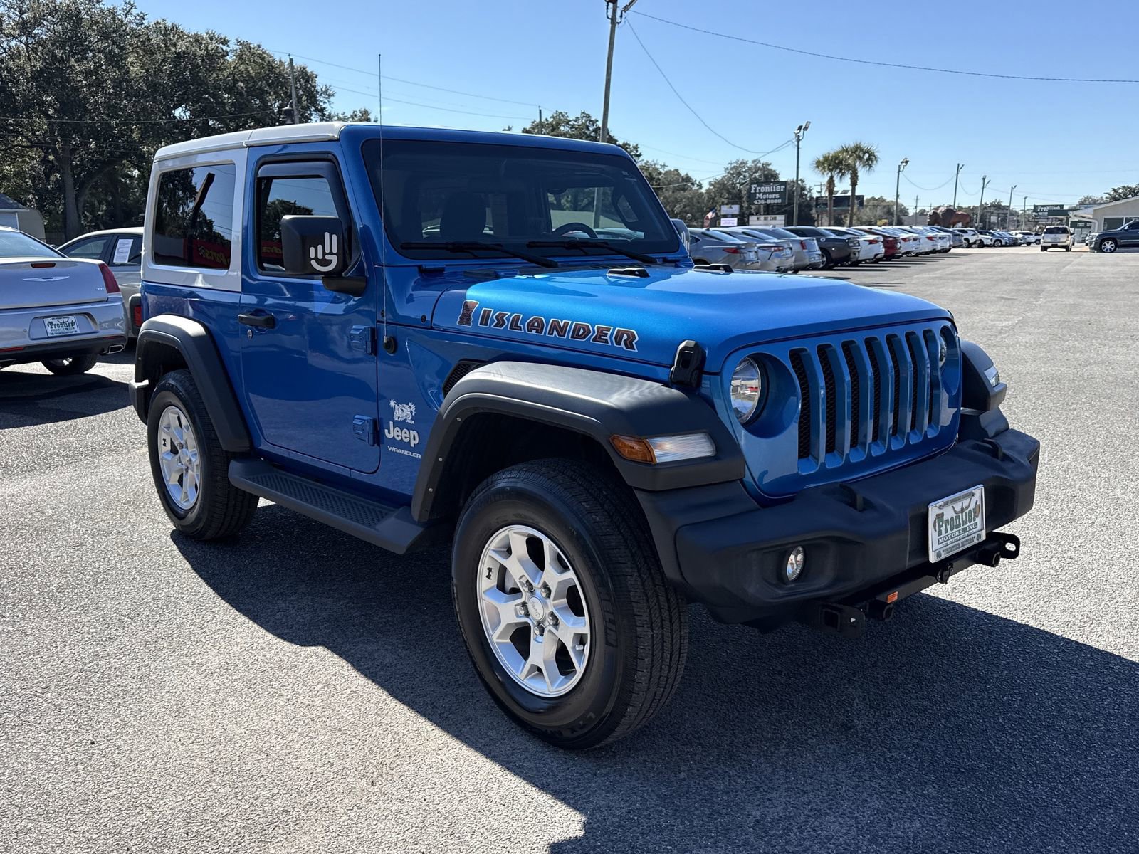 Used 2021 Jeep Wrangler Islander image 7