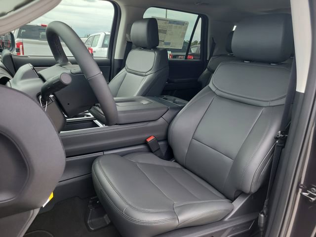 New 2026 Ford Expedition Max Active RWD image 23