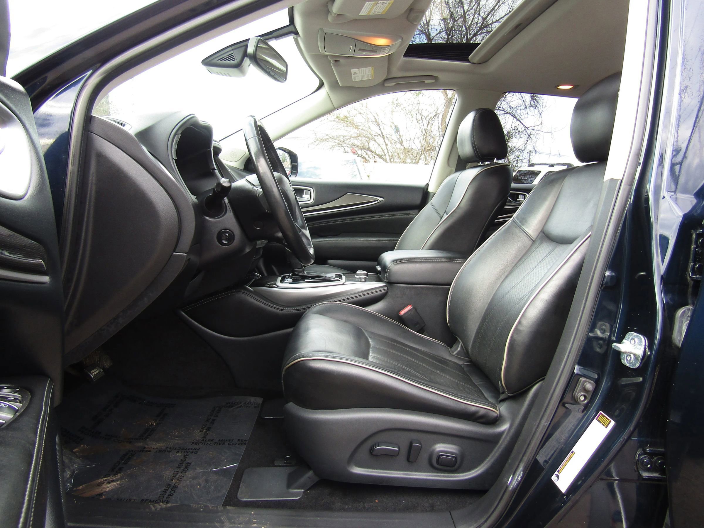 Used 2019 INFINITI QX60 Luxe w/ Essential Package image 12