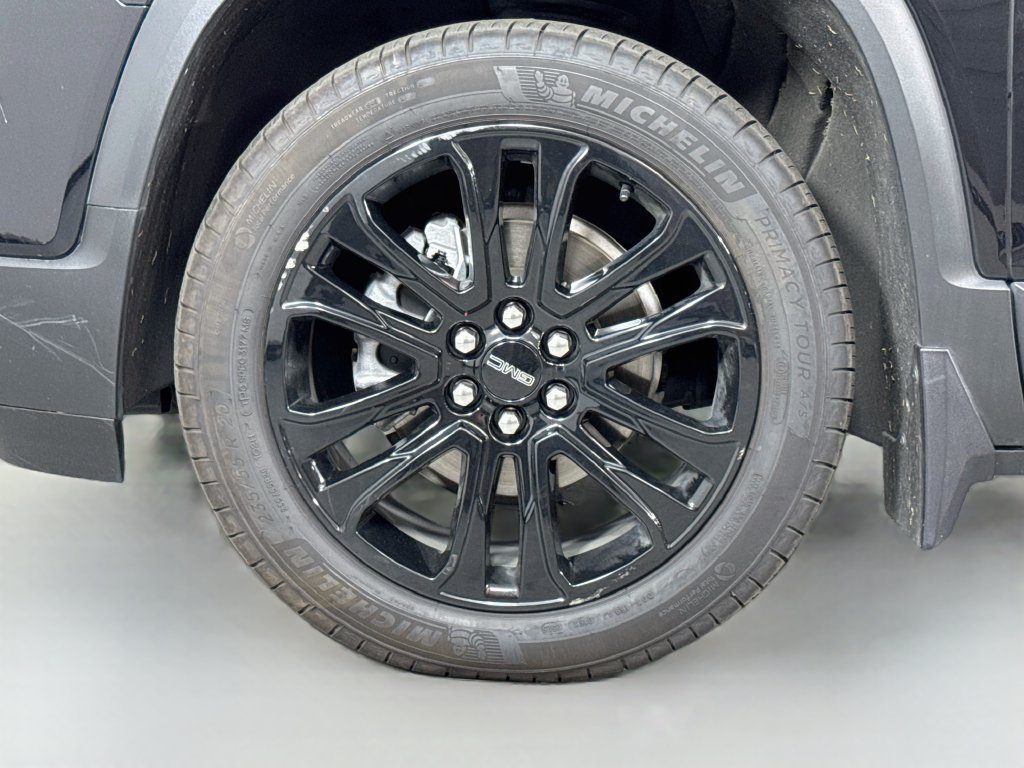 Used 2023 GMC Acadia SLT w/ Elevation Edition AWD/4WD image 11