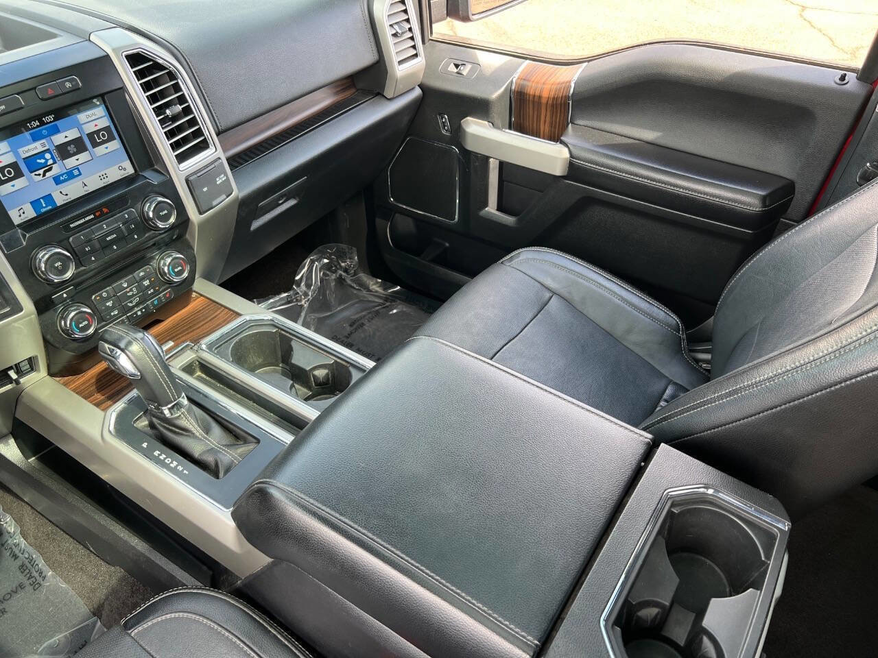 Used 2016 Ford F150 Lariat w/ Equipment Group 501A Mid AWD/4WD image 18