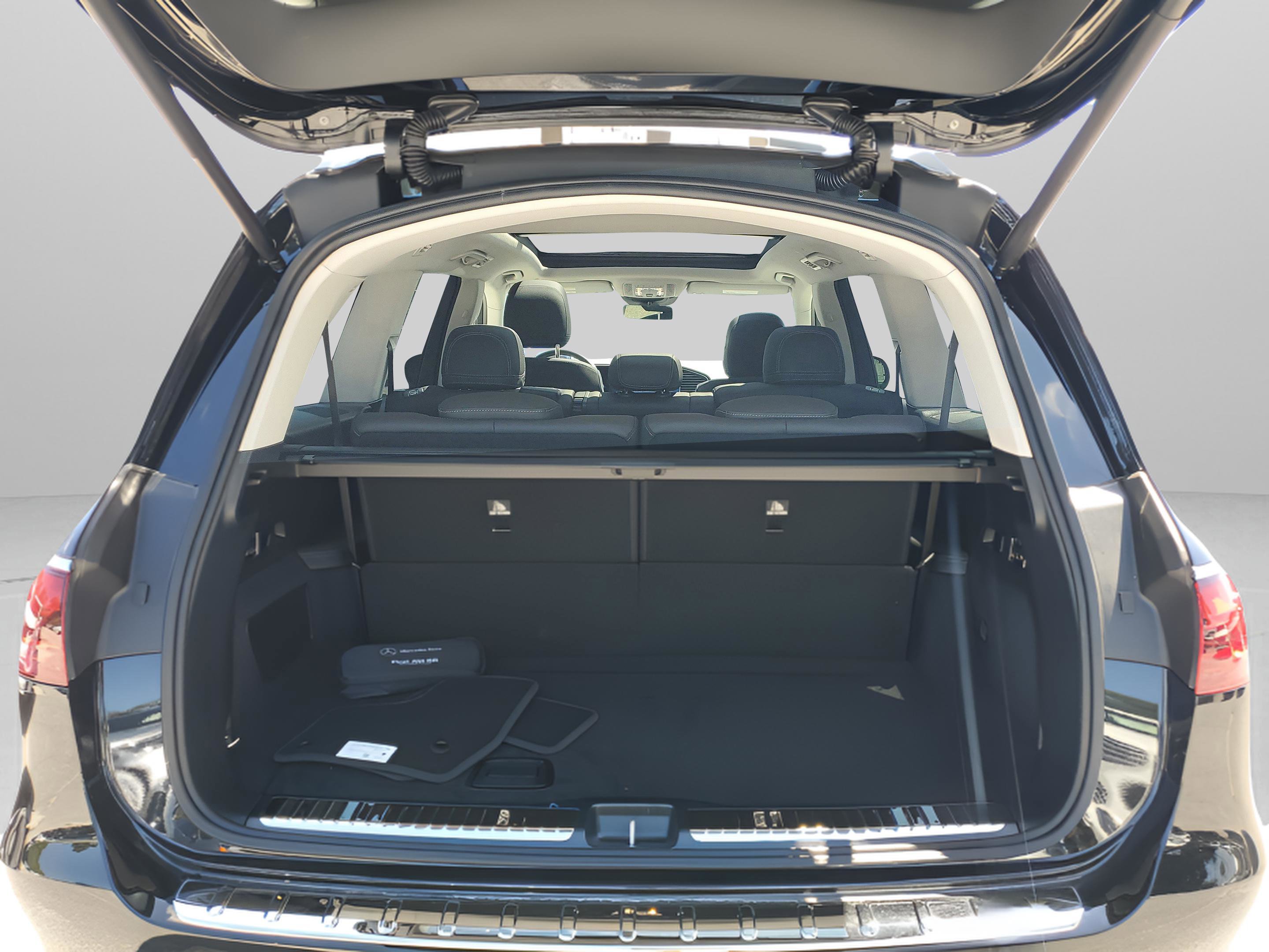 Used 2026 Mercedes-Benz GLS 450 4MATIC image 33