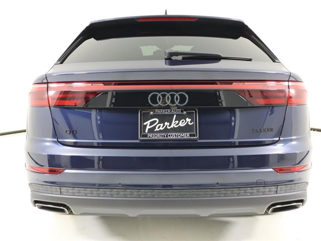 Certified 2025 Audi Q8 Prestige image 4