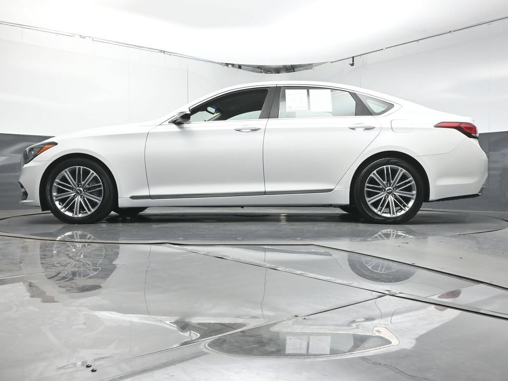 Used 2020 Genesis G80 3.8 RWD image 32