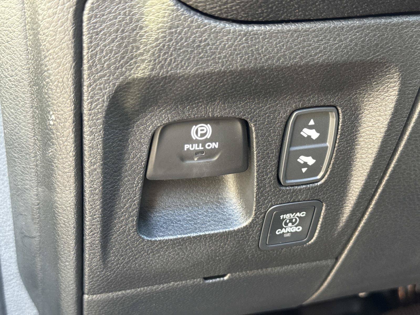 New 2026 RAM 1500 Big Horn AWD/4WD image 24
