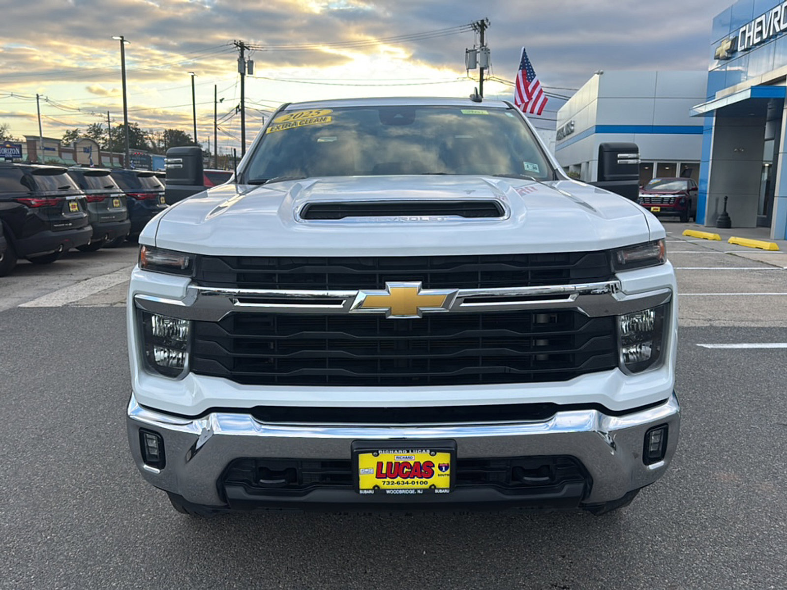 Used 2025 Chevrolet Silverado 2500 LT w/ Convenience Package image 2