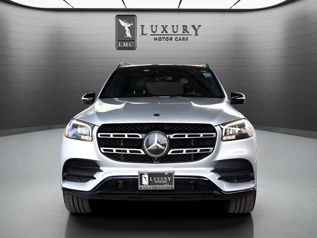 Used 2021 Mercedes-Benz GLS 580 4MATIC image 3