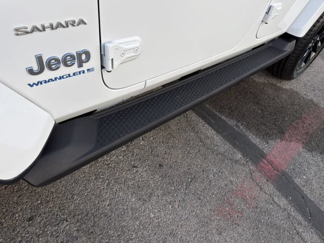 Used 2023 Jeep Wrangler Unlimited Sahara AWD/4WD image 10