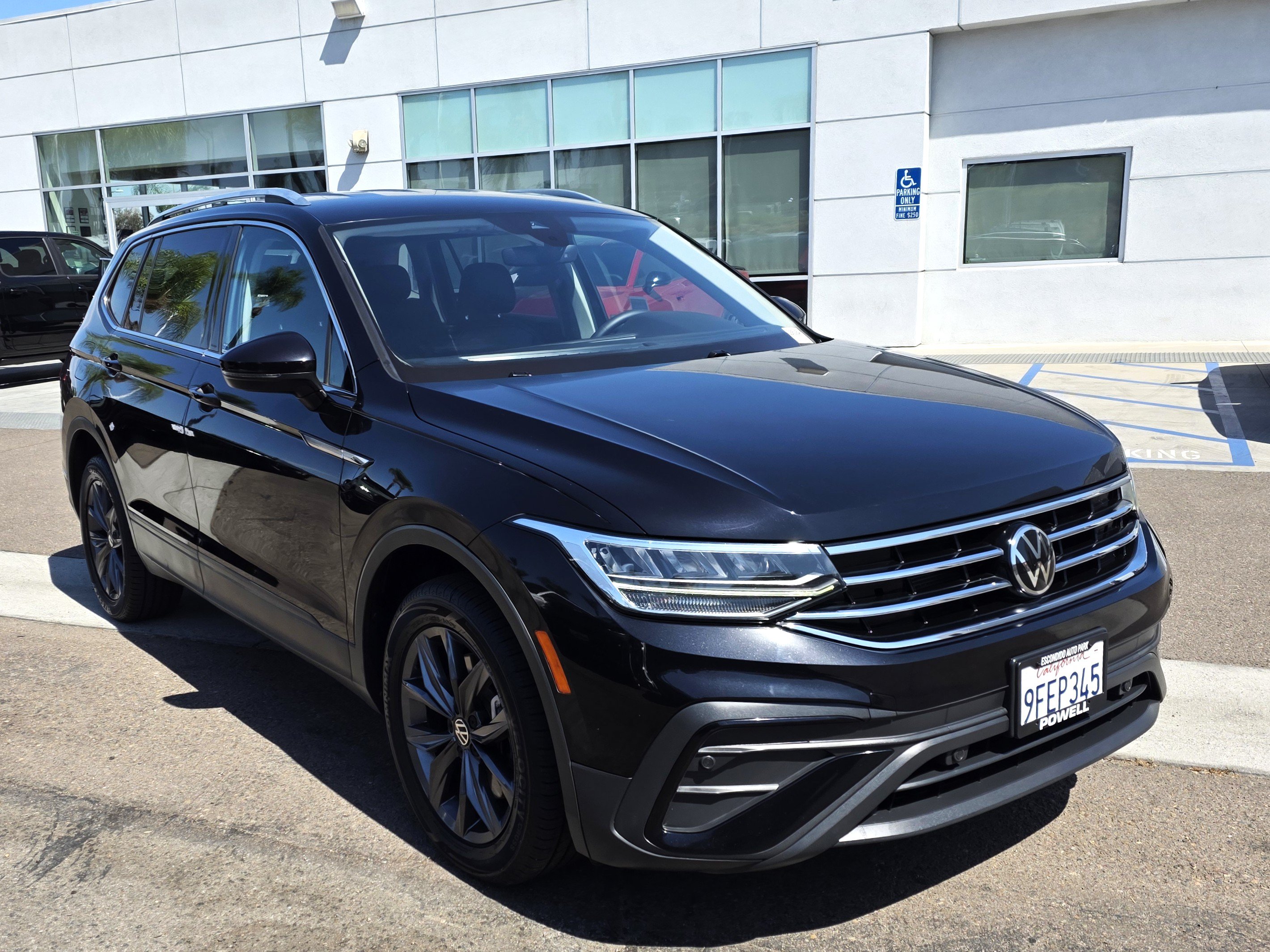 Used 2022 Volkswagen Tiguan SE FWD image 6