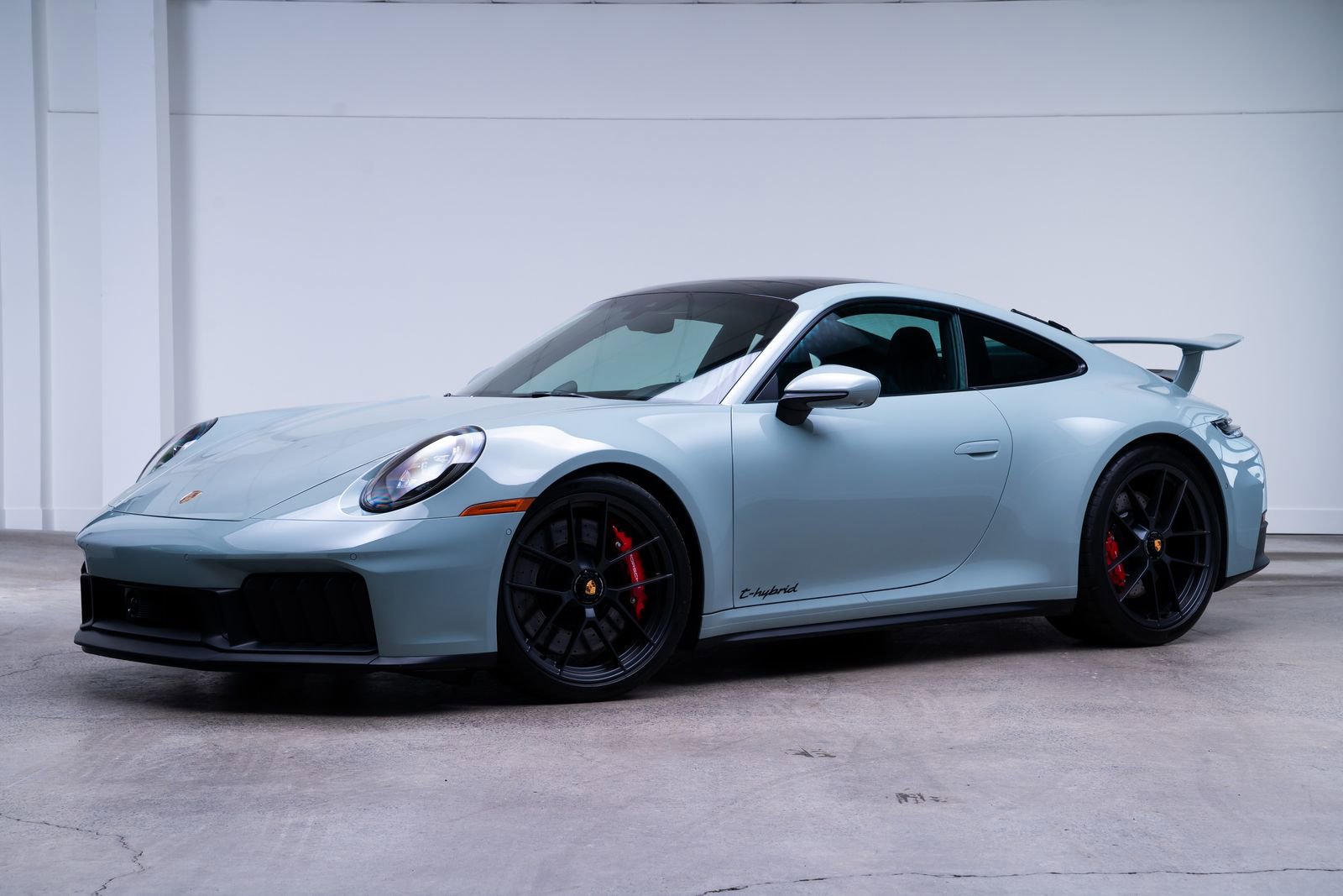 Used 2026 Porsche 911 Carrera 4 GTS AWD/4WD image 3