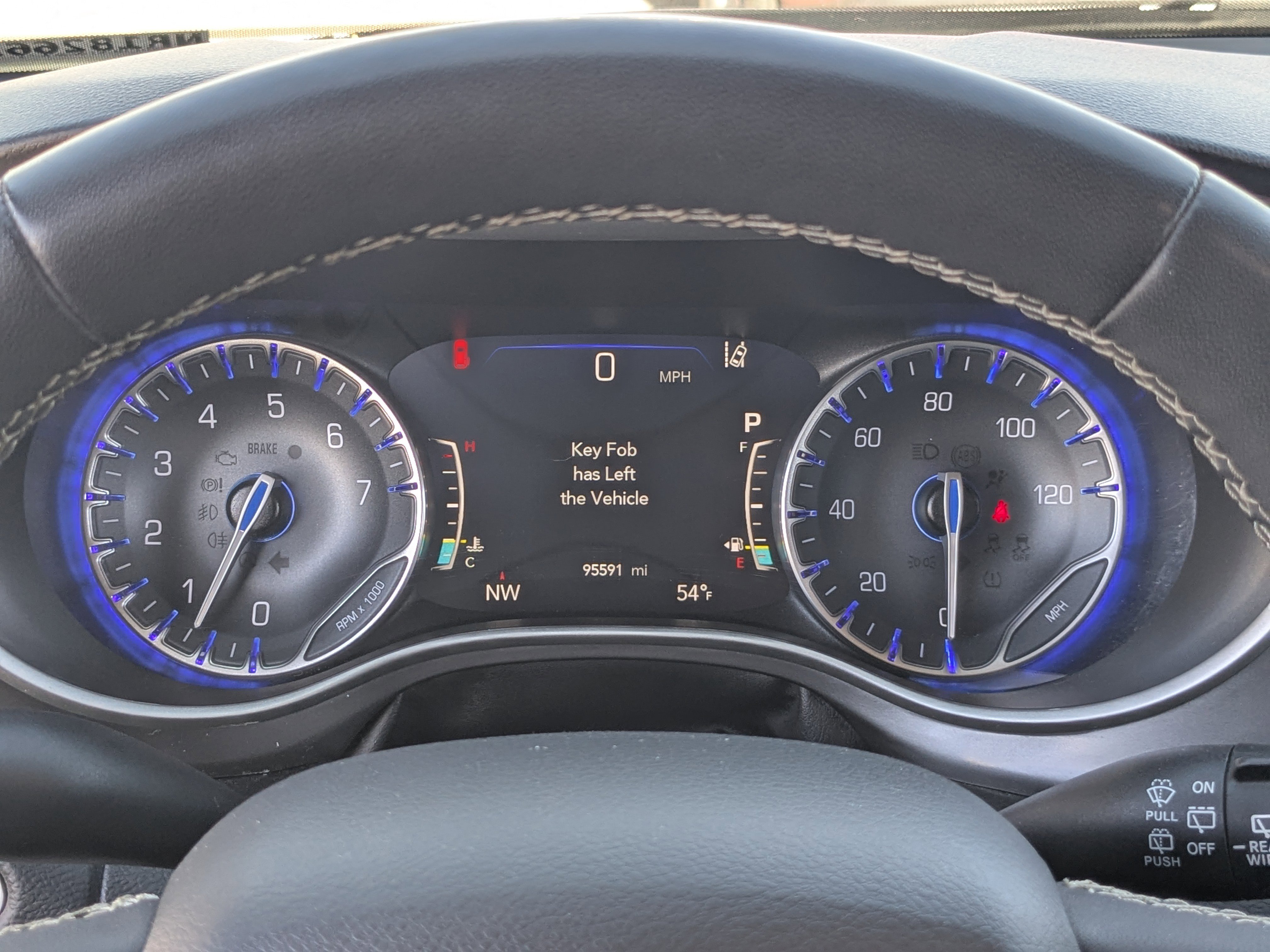 Used 2022 Chrysler Pacifica Touring-L image 23