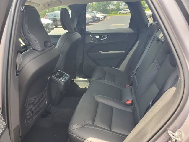New 2026 Volvo XC60 B5 Ultra w/ Protection Package Premier AWD/4WD image 24